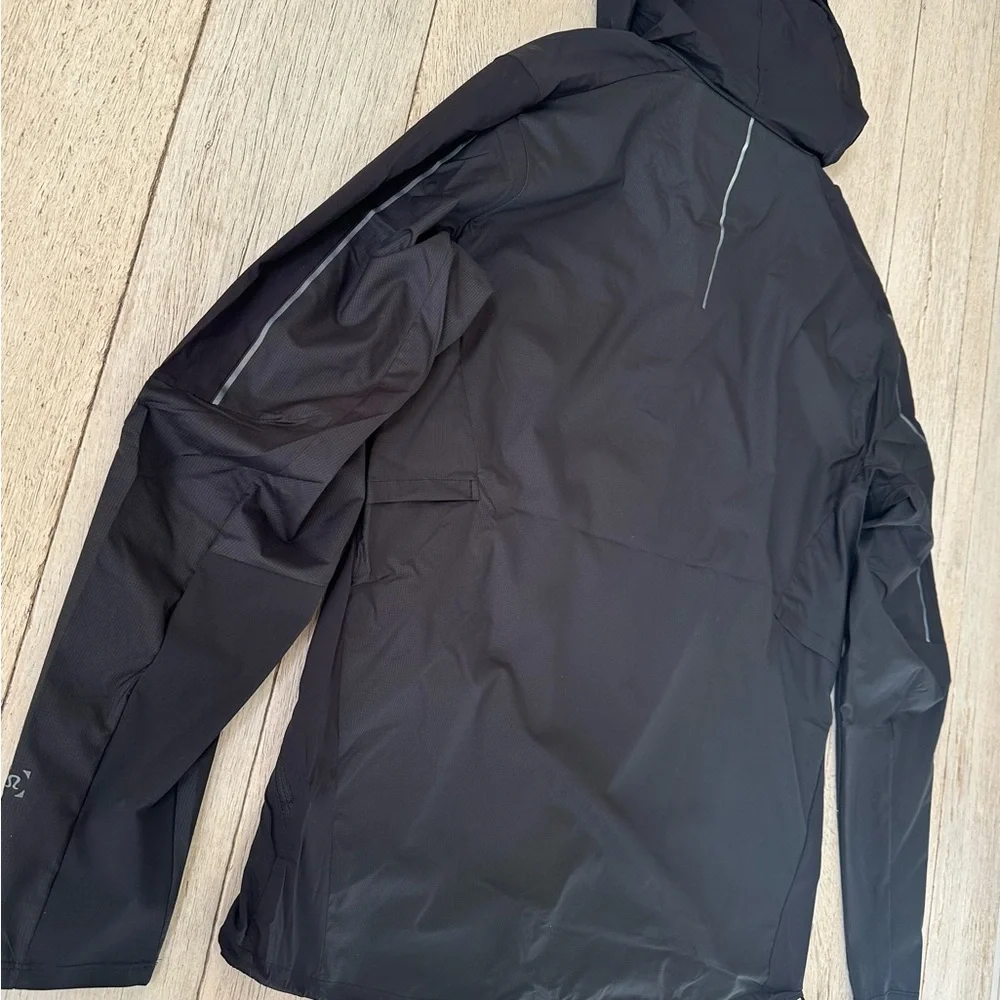 Warp Light Packable Jacket - Picture 10 of 16